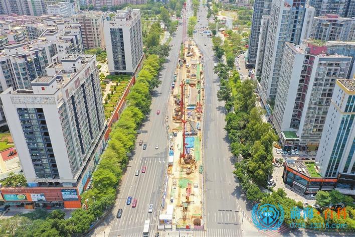 穗莞深城际宝安站施工现场